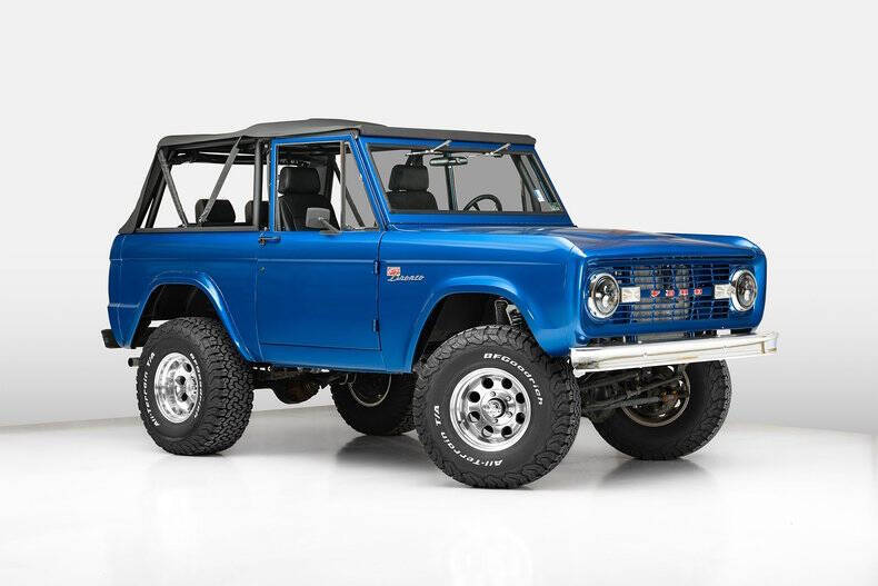 Ford-Bronco-1975-Dark-Royal-Blue-Black