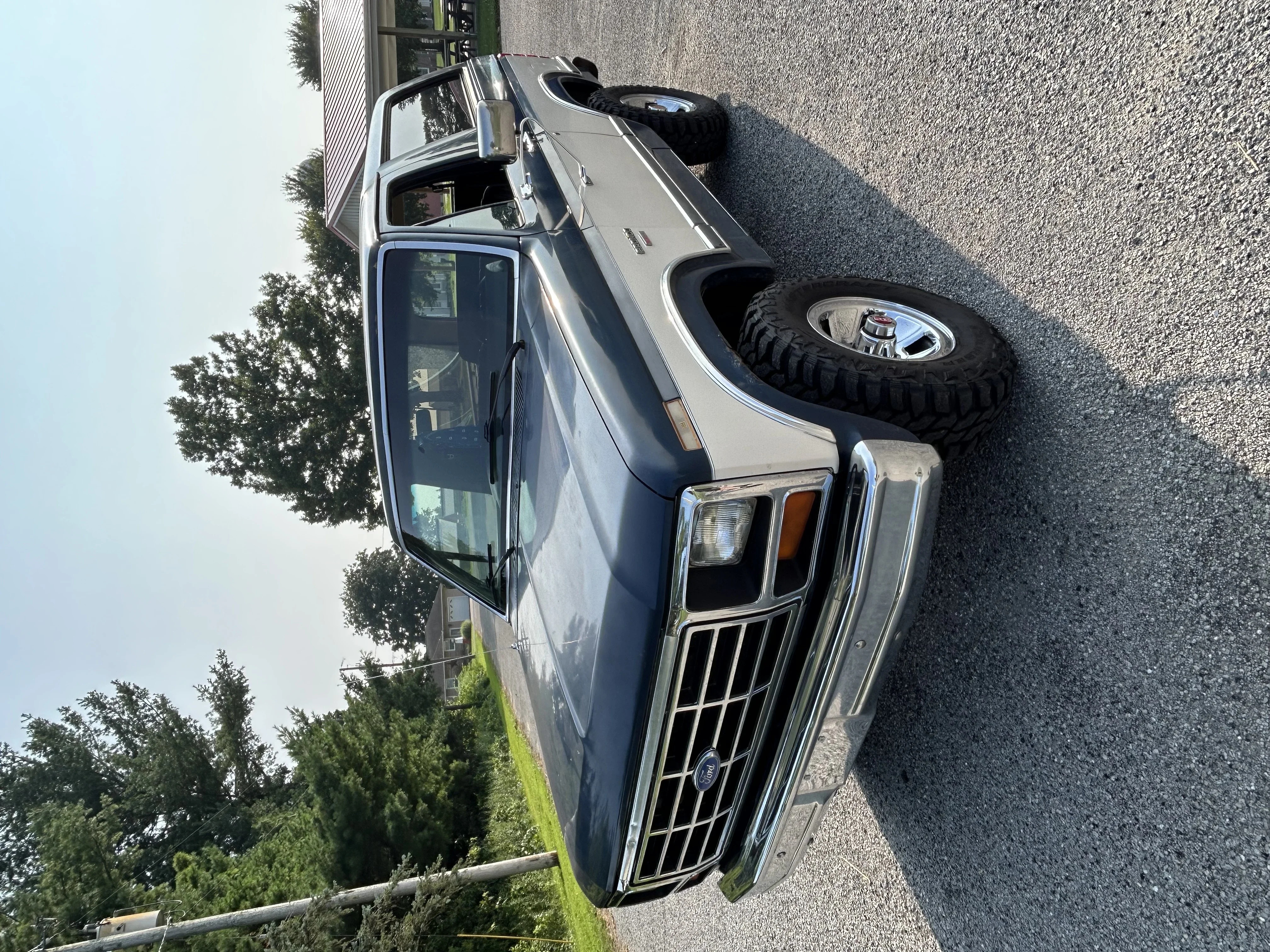 Ford-Bronco-1986-Blue-Blue