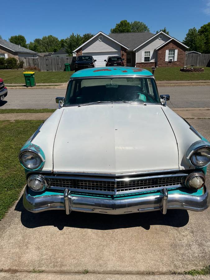 Ford-Club-sedan-1955-green