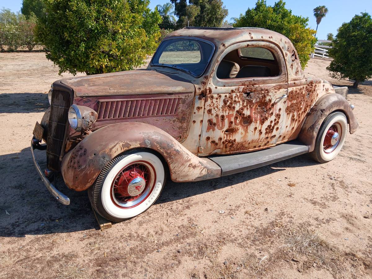Ford-Coupe-1935