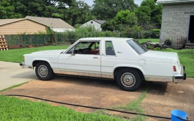 Ford Crown Victoria 1987