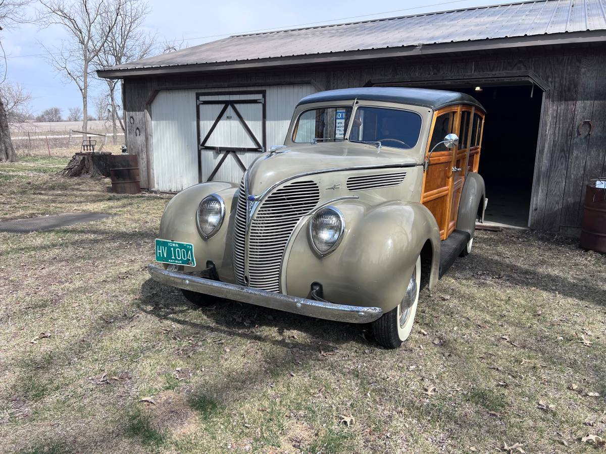 Ford-Deluxe-1938