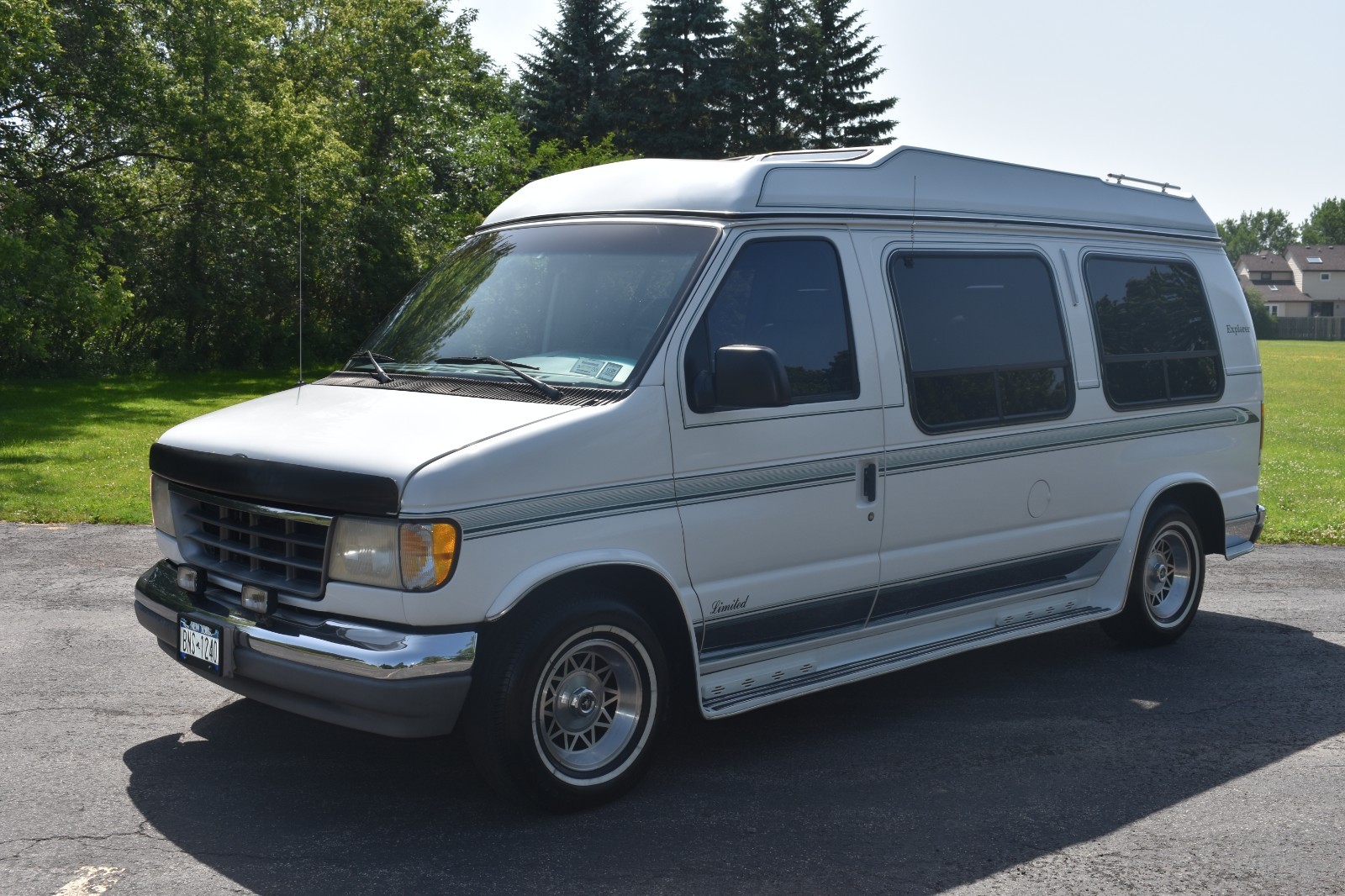 Ford-E-150-Explorer-Conversion-Van-1994-Van-Camper