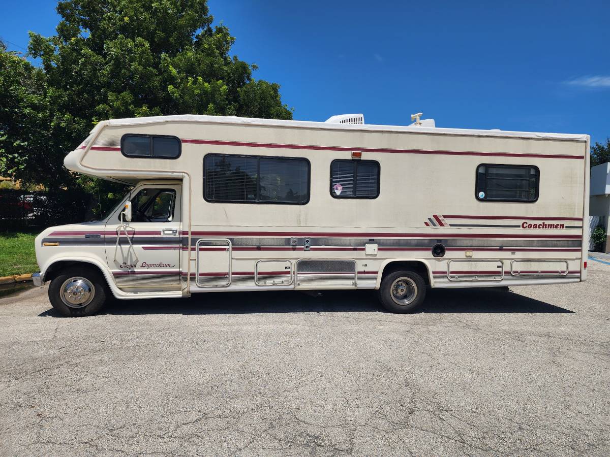 Ford-E-350-econoline-1992-white
