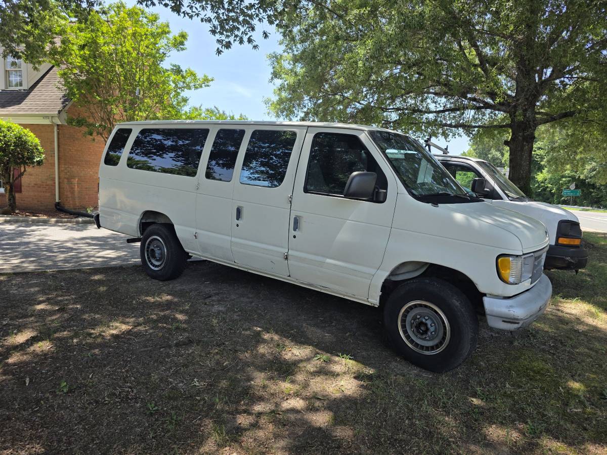 Ford-E-350-econoline-xl-1994-white