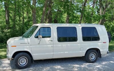 Ford E-Series Van 1990