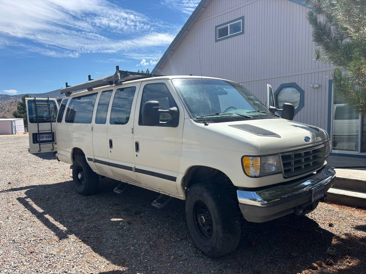 Ford-Econoline-e350-1993-white