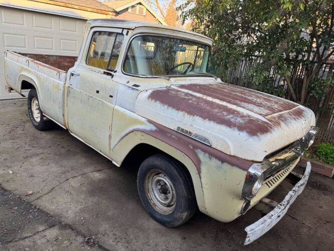 Ford-F-100-1957-Colonial-WhiteInca-Gold