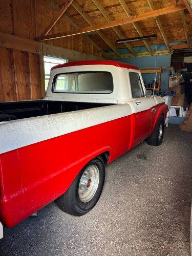 Ford-F-100-1966-RedWhite
