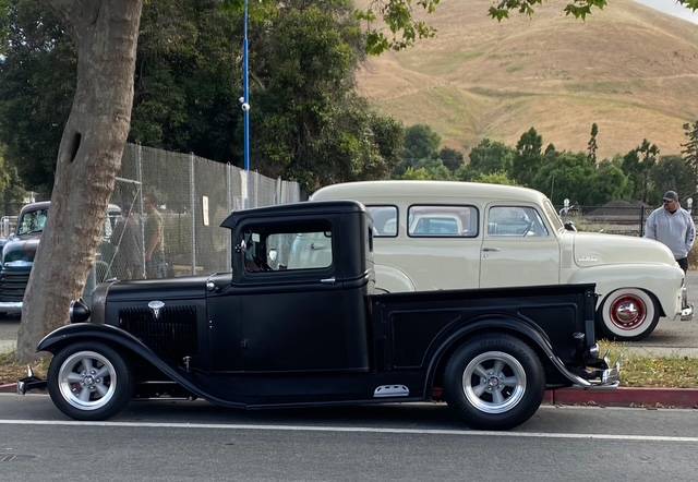 Ford-F-150-1933-black