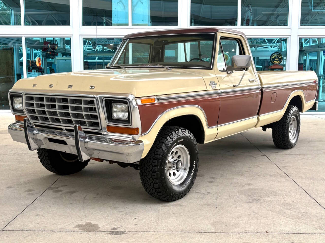 Ford-F-150-1979-Beige-Tan