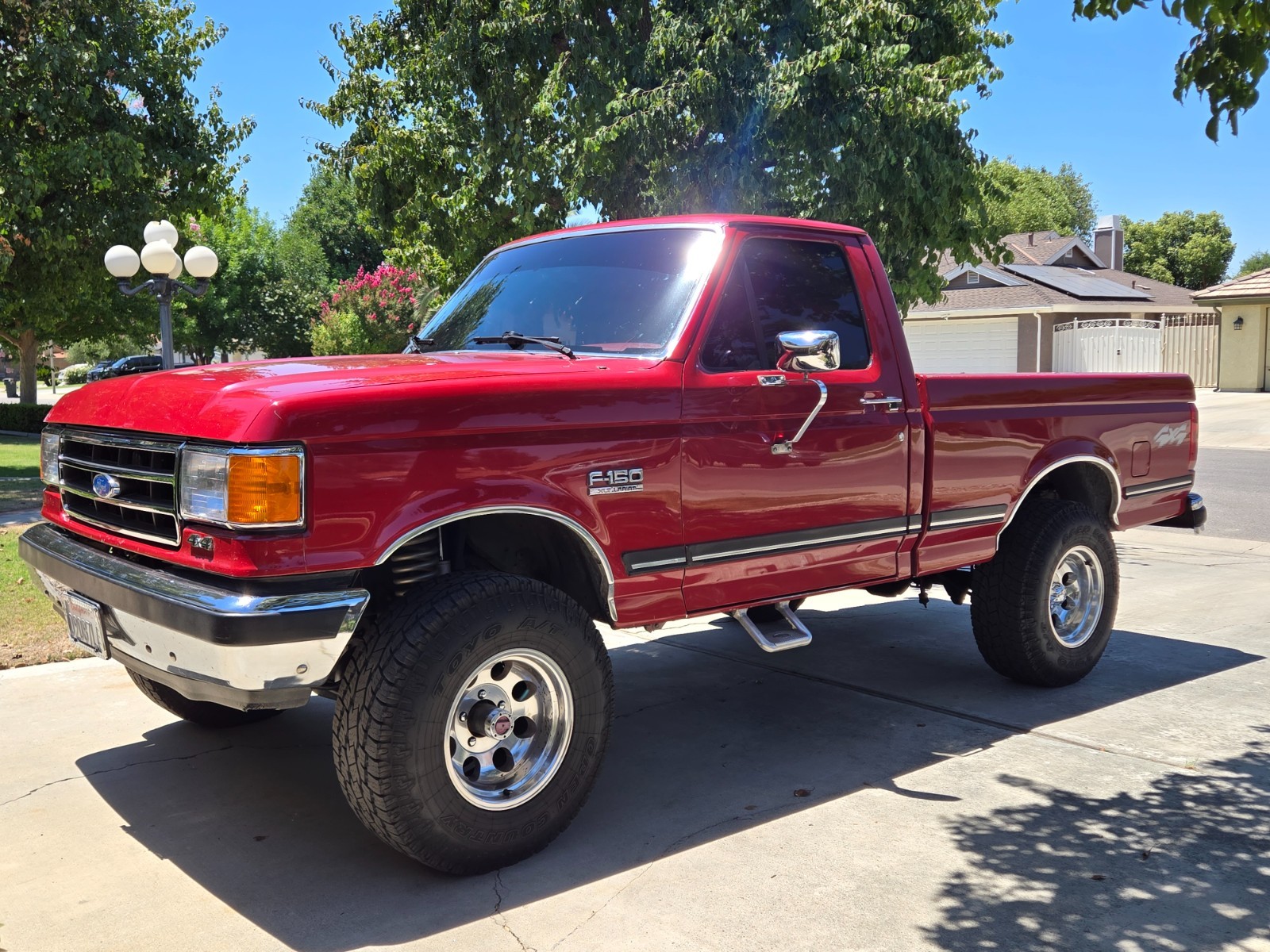 Ford-F-150-1990-Standard-Cab-Pickup-Red