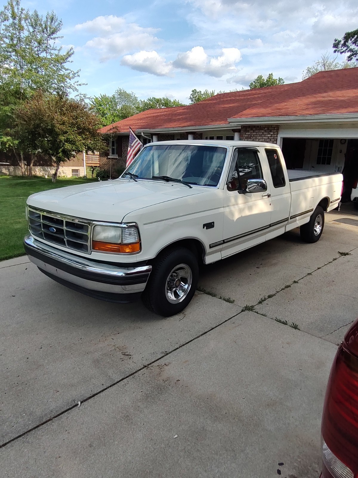 Ford-F-150-1994-Extended-Cab-Pickup-Tan
