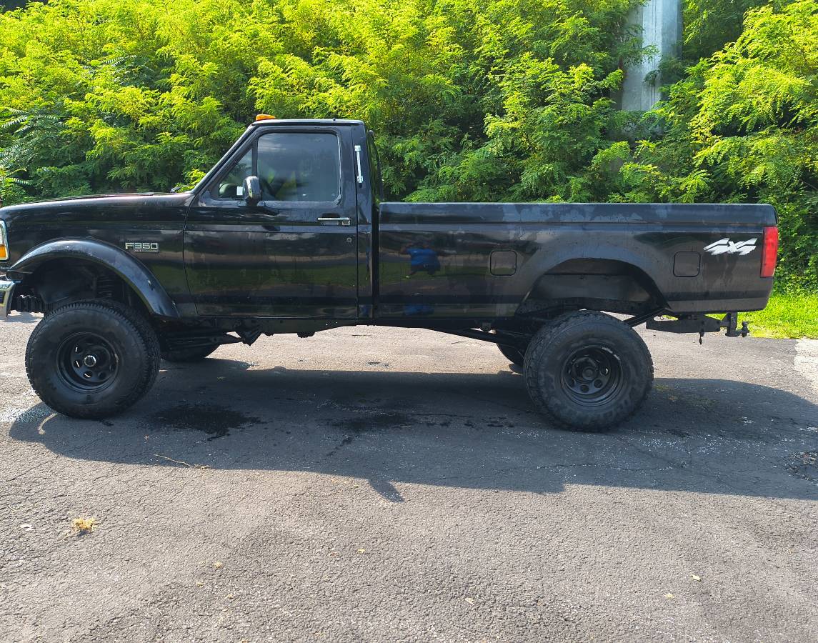 Ford-F-150-xlt-1995-black