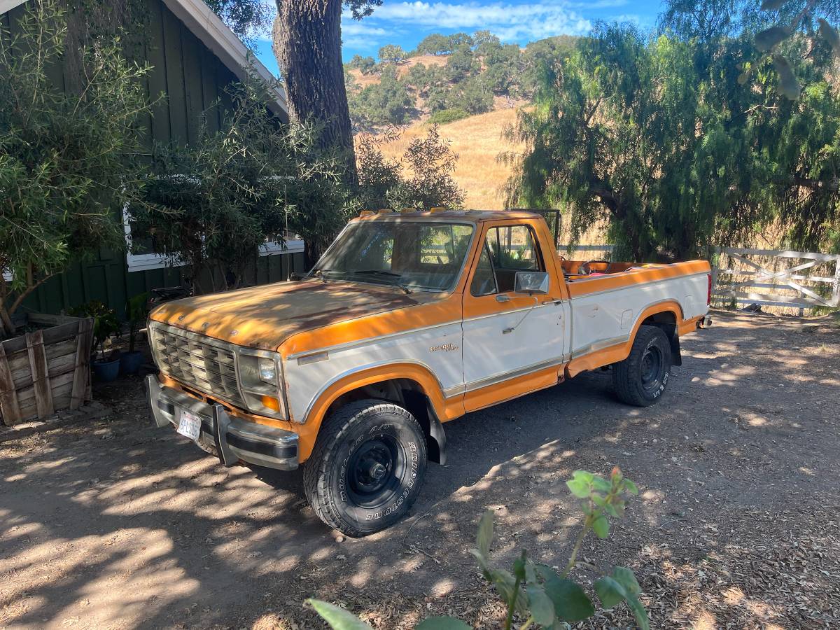 Ford-F-250-1980-orange