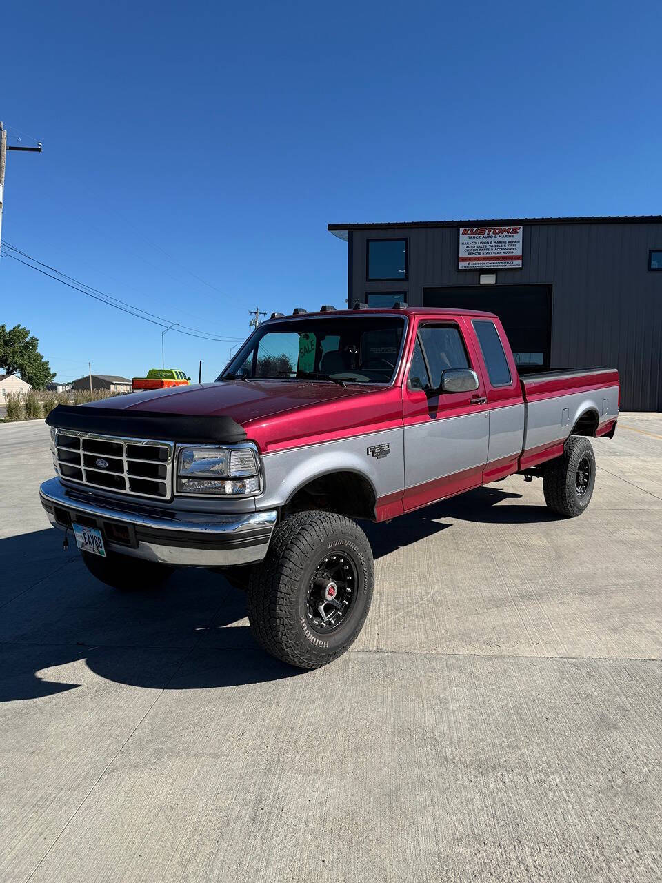 Ford-F-250-1994-Burgundy-Gray