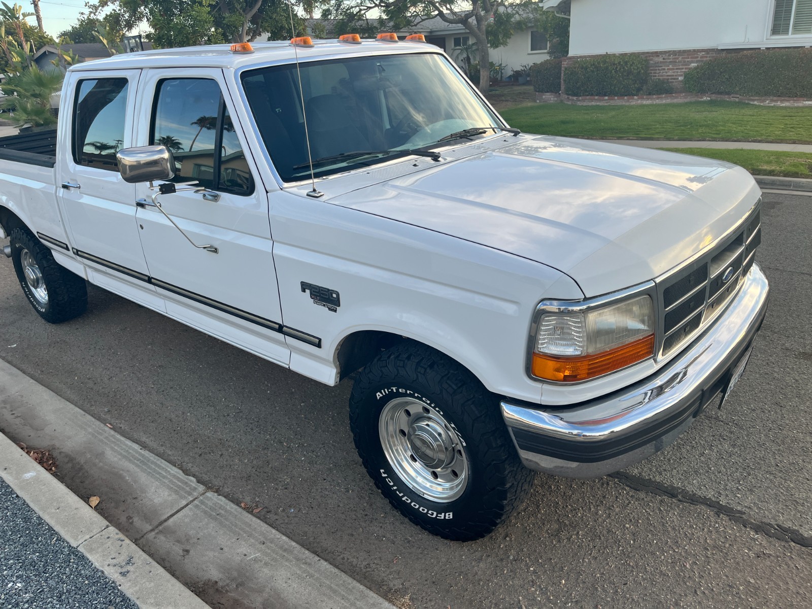 Ford-F-250-1996-Crew-Cab-Pickup-Gray