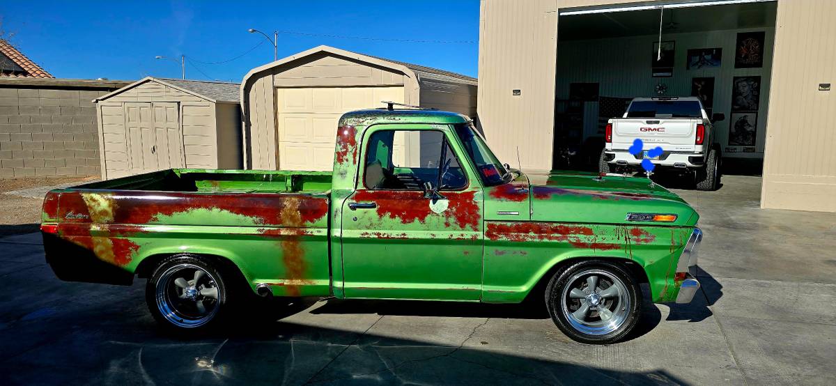 Ford-F-250-custon-1972