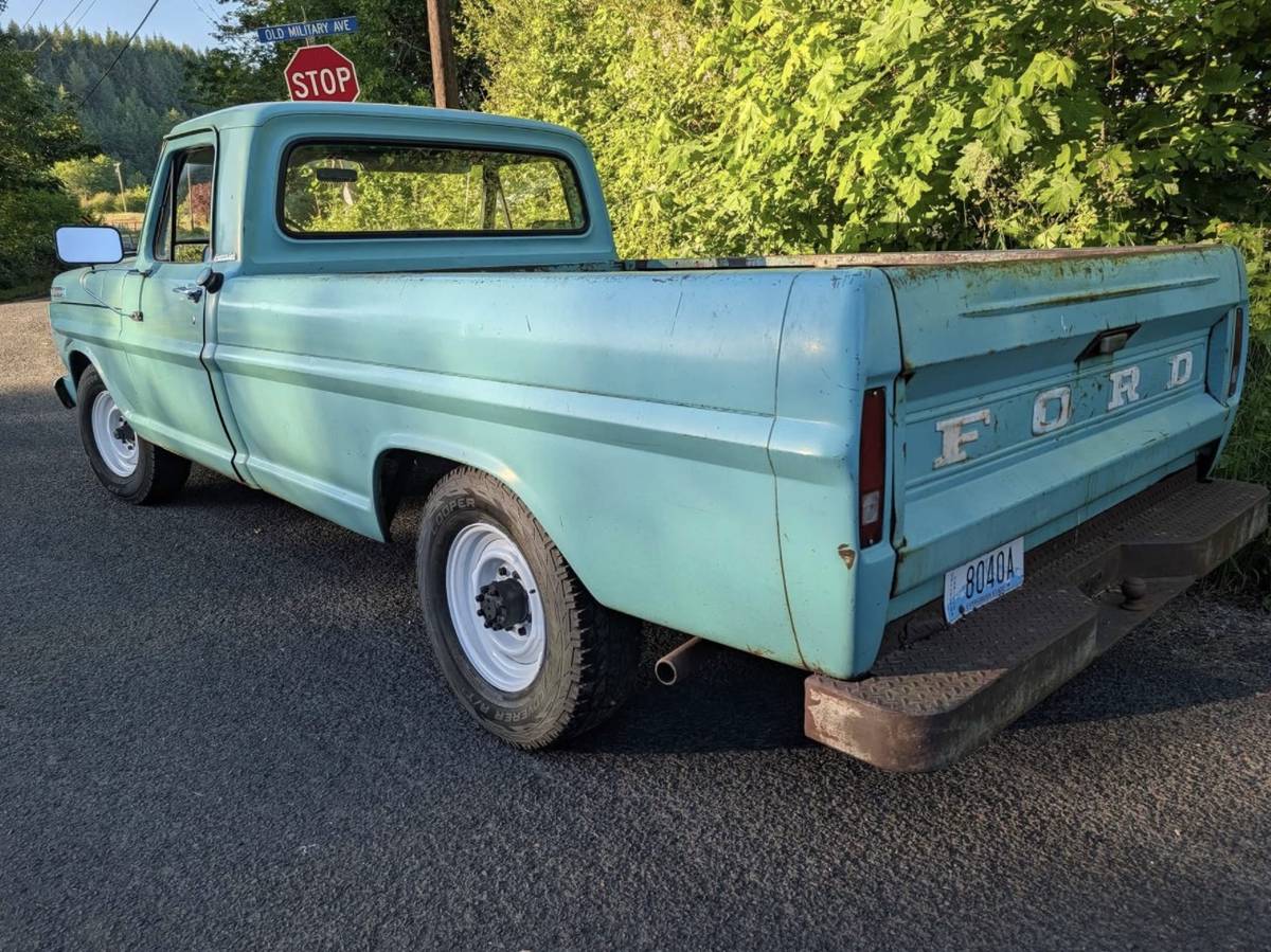 Ford-F-250-·-long-bed-1967