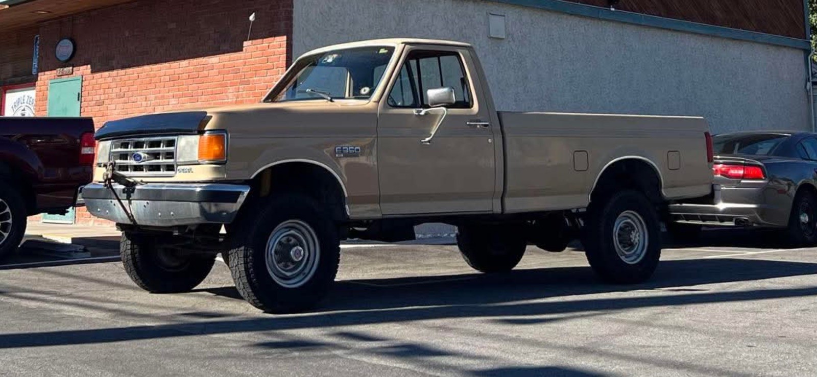 Ford-F-350-1988-Standard-Cab-Pickup-Brown