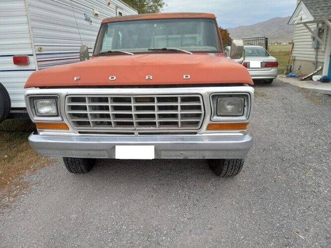 Ford-F-350-super-duty-1978-Red