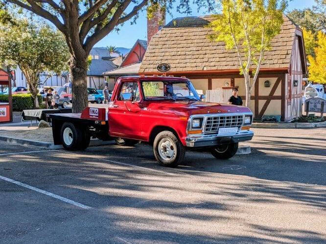Ford-F-350-super-duty-1979-Red