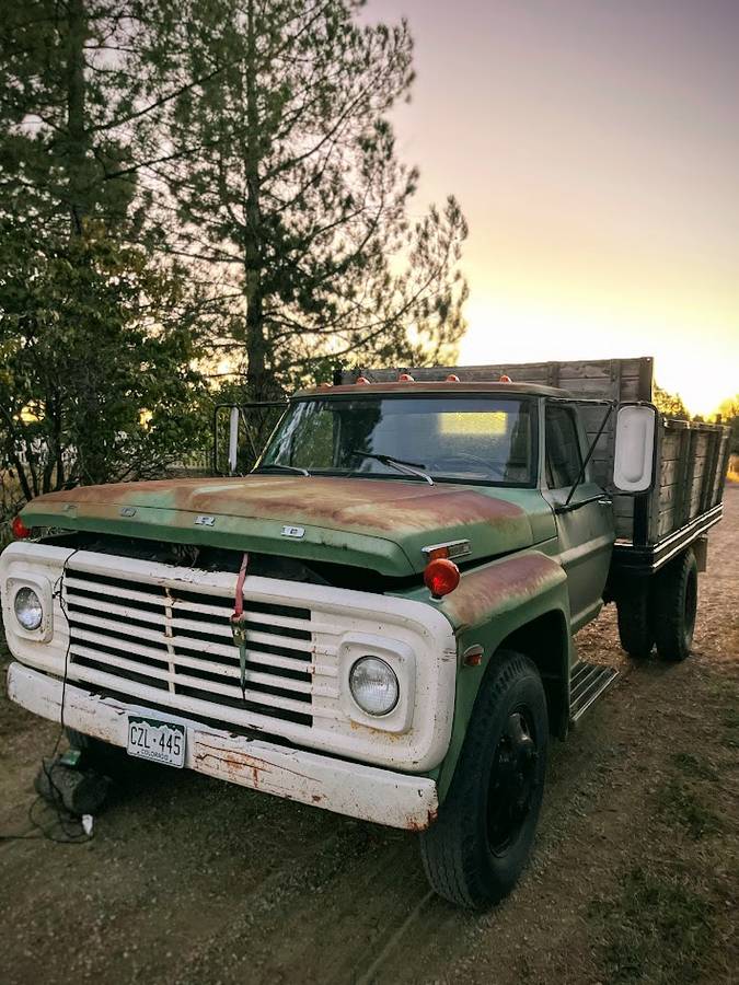 Ford-F-500-1972-green