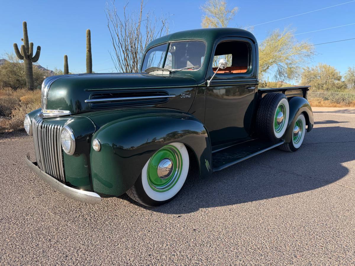 Ford-F100-1947-green