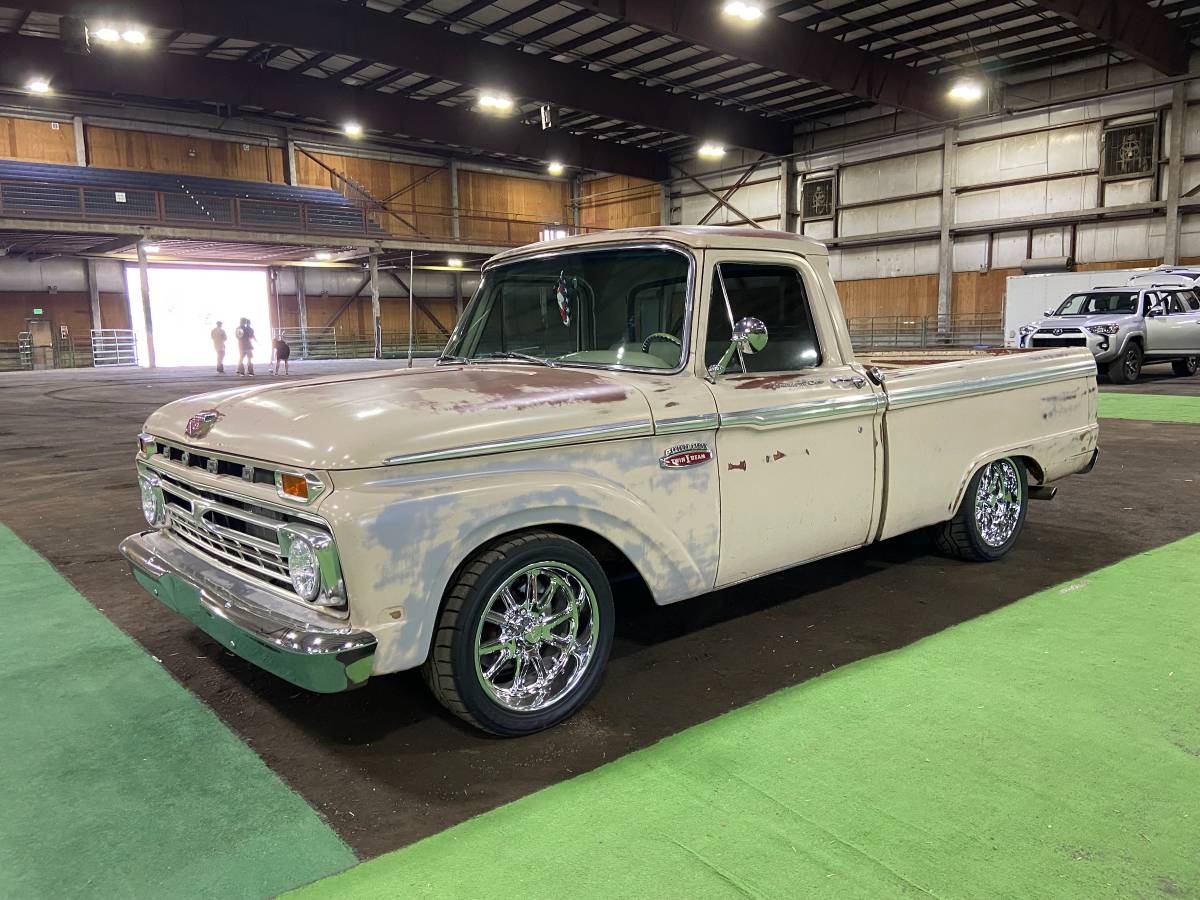 Ford-F100-1965-brown