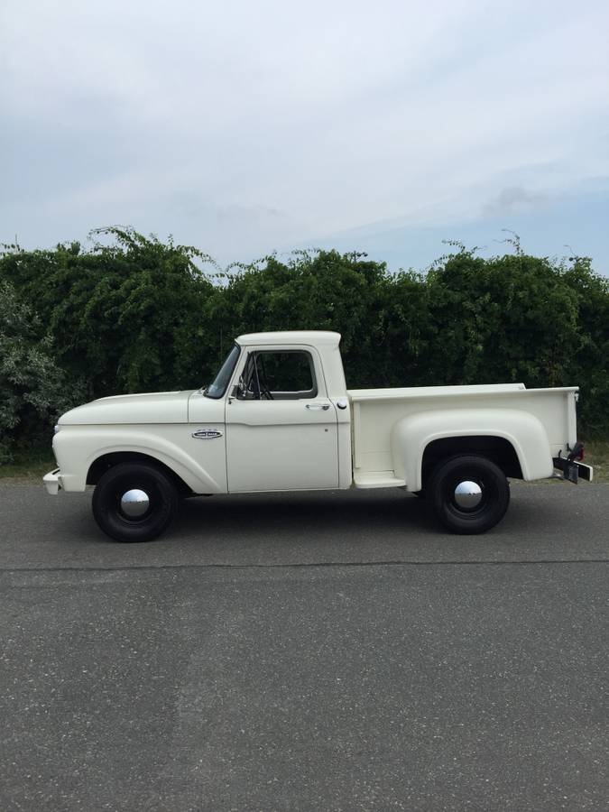 Ford-F100-1966-white