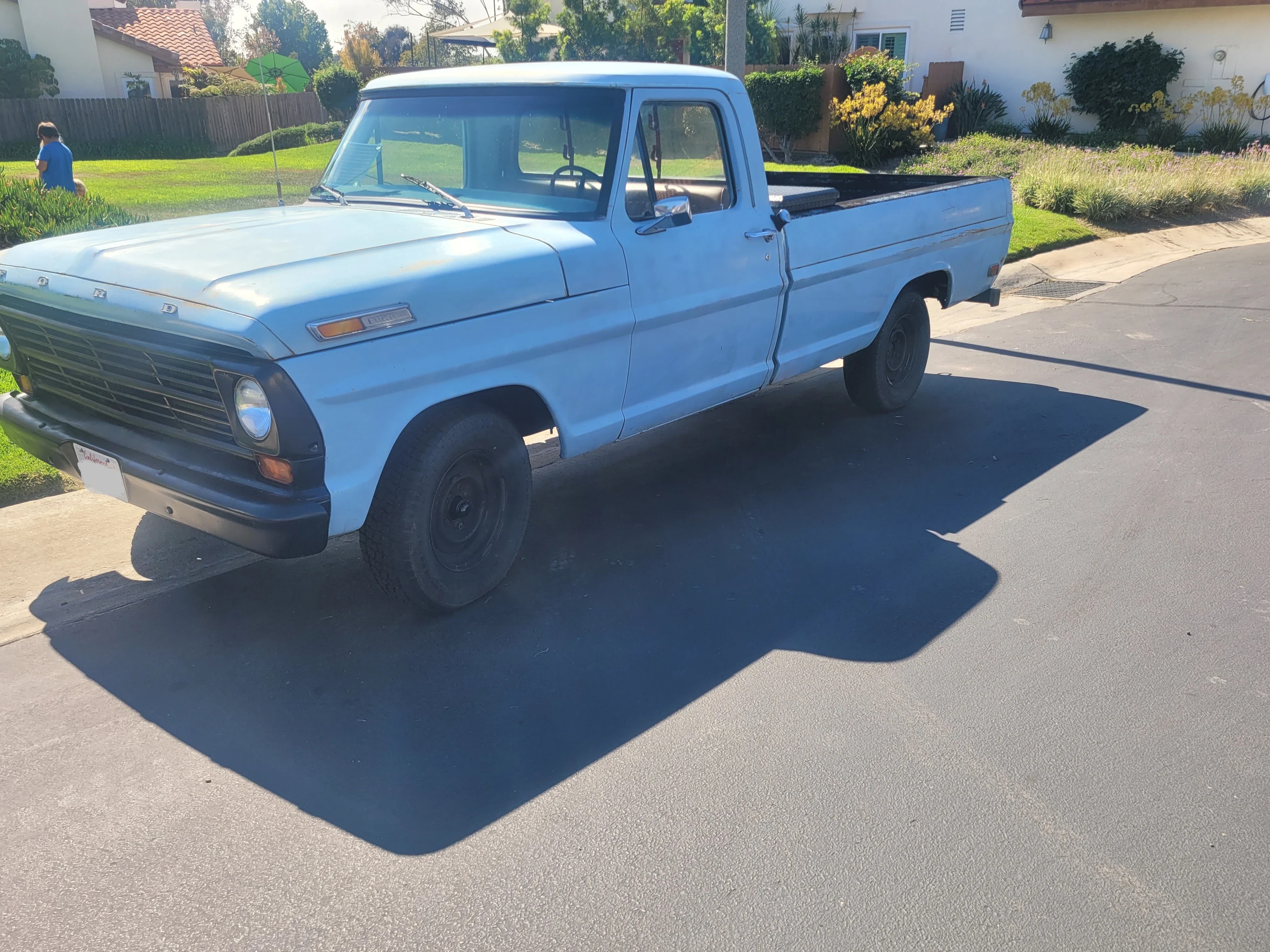 Ford-F100-2wd-regular-cab-1968-Blue-Tan