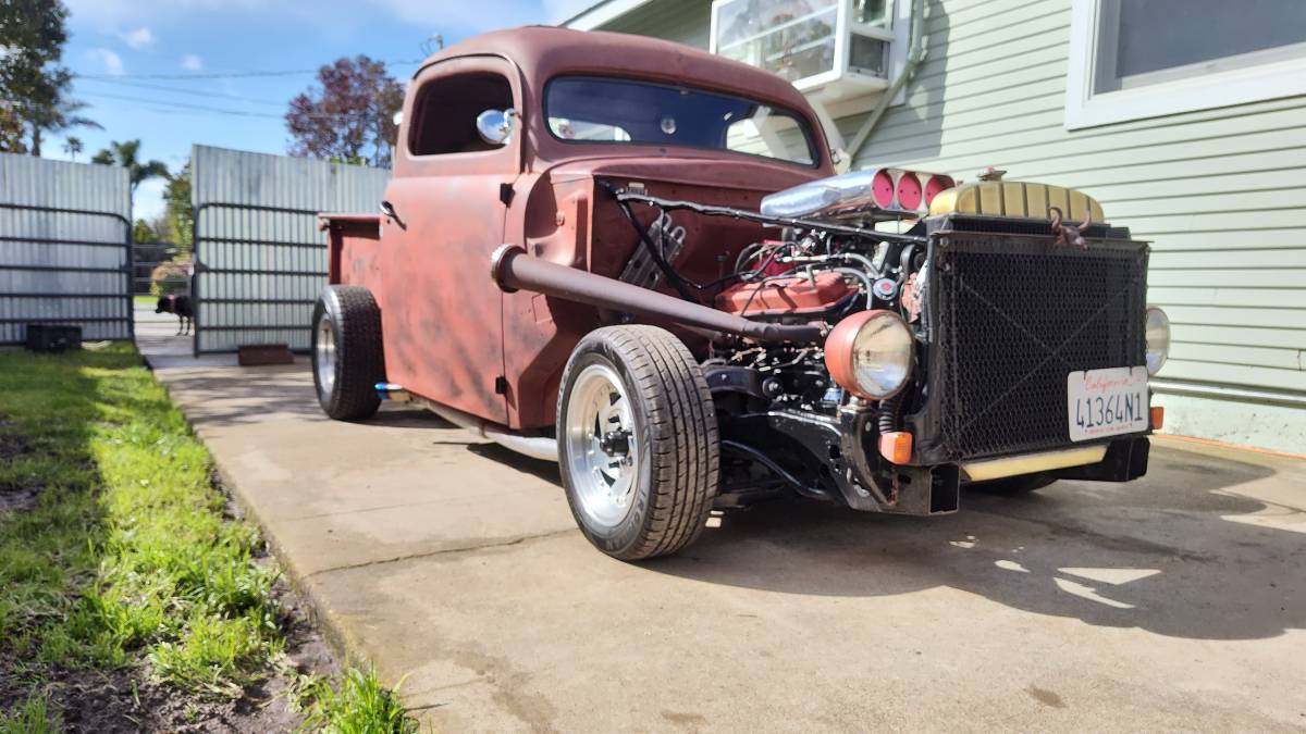 Ford-F100-custom-1950