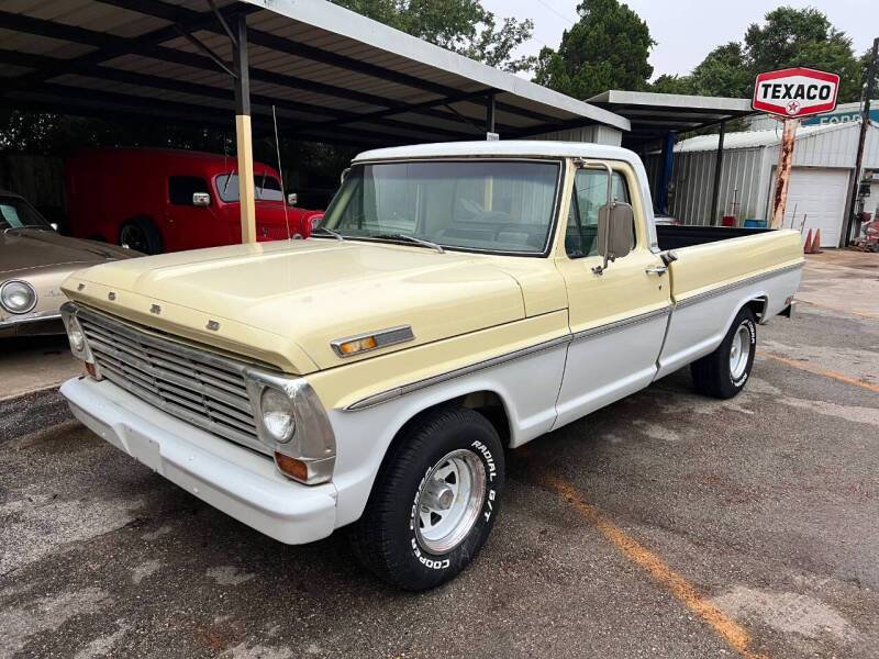 Ford-F100-custom-1968