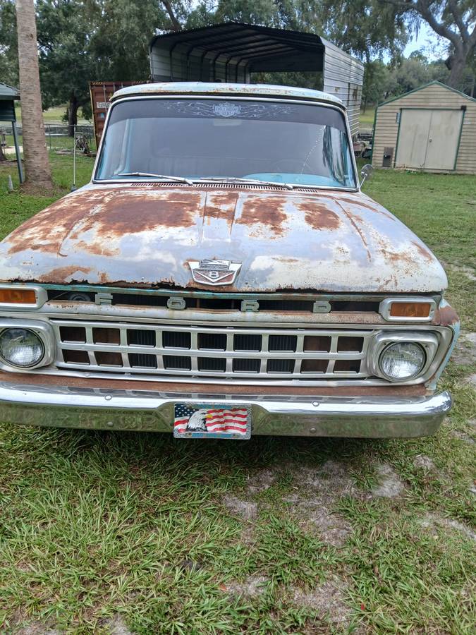 Ford-F100-pickup-1965