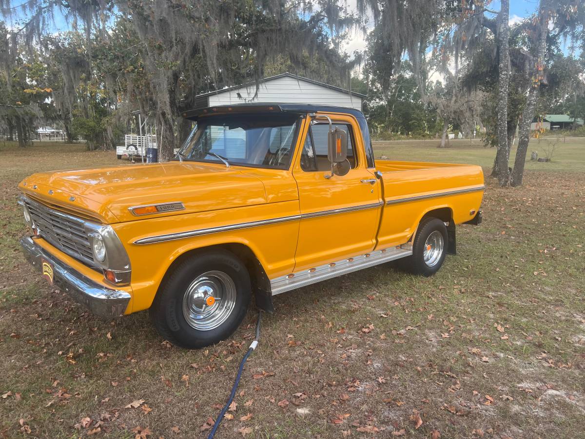 Ford-F100-pickup-1968-yellow