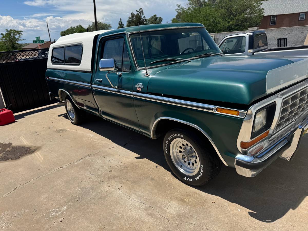 Ford-F100-pickup-xlt-1979-green