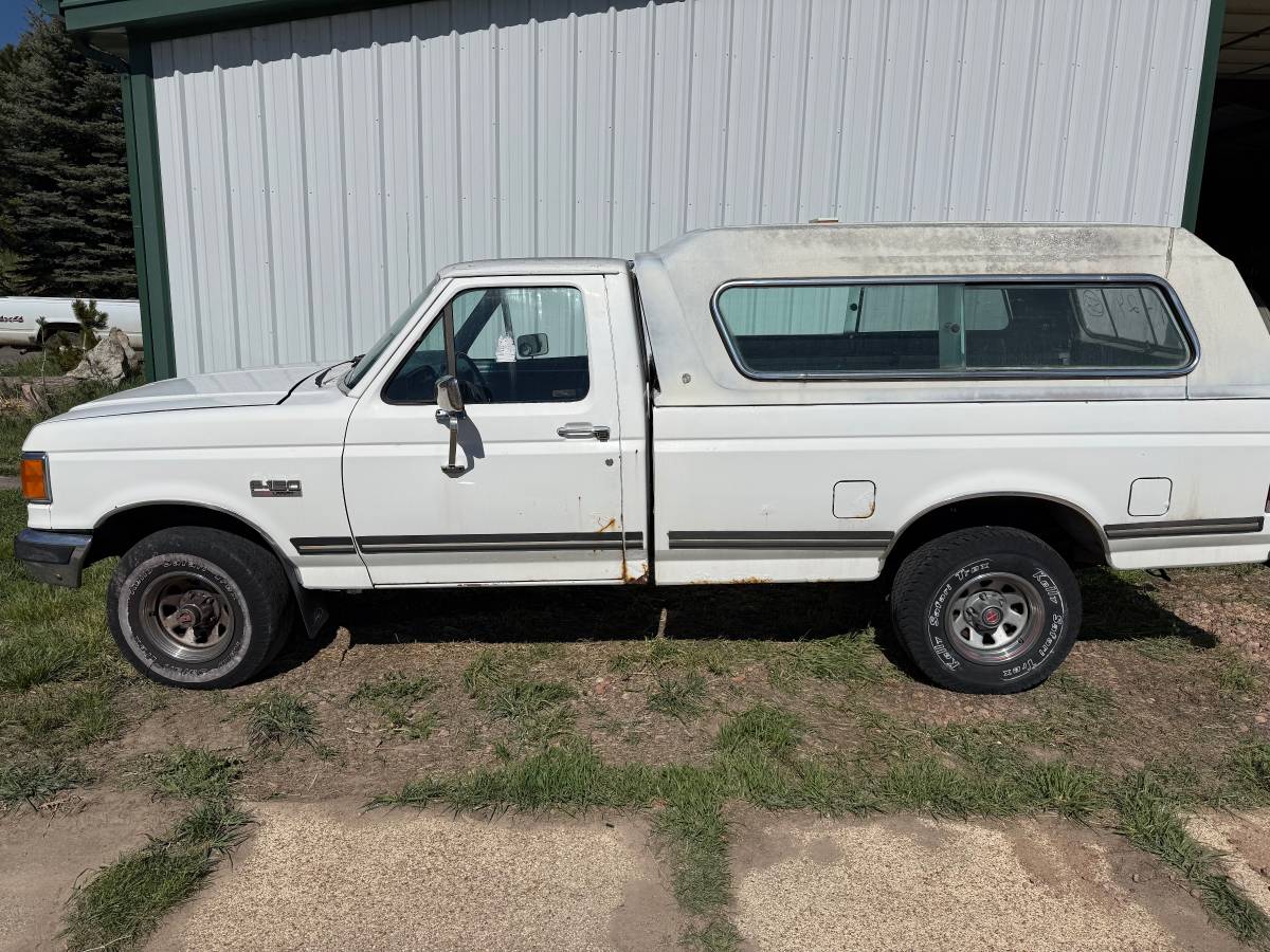 Ford-F150-1988-white
