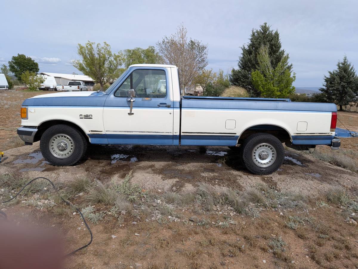 Ford-F150-ranger-xlt-lariat-1989