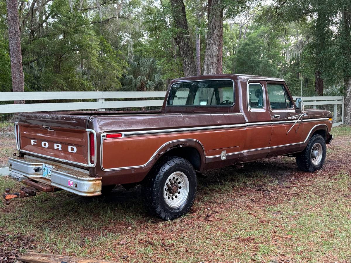 Ford-F250-1978