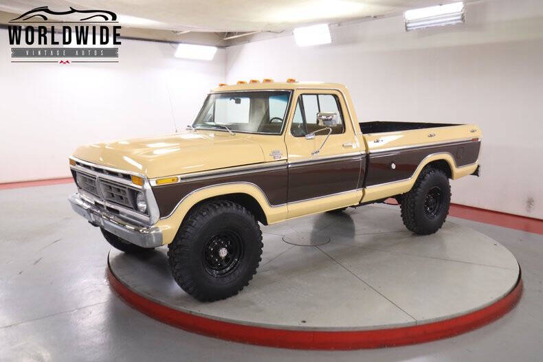 Ford-F250-highboy-1977-Brown-BrownTan