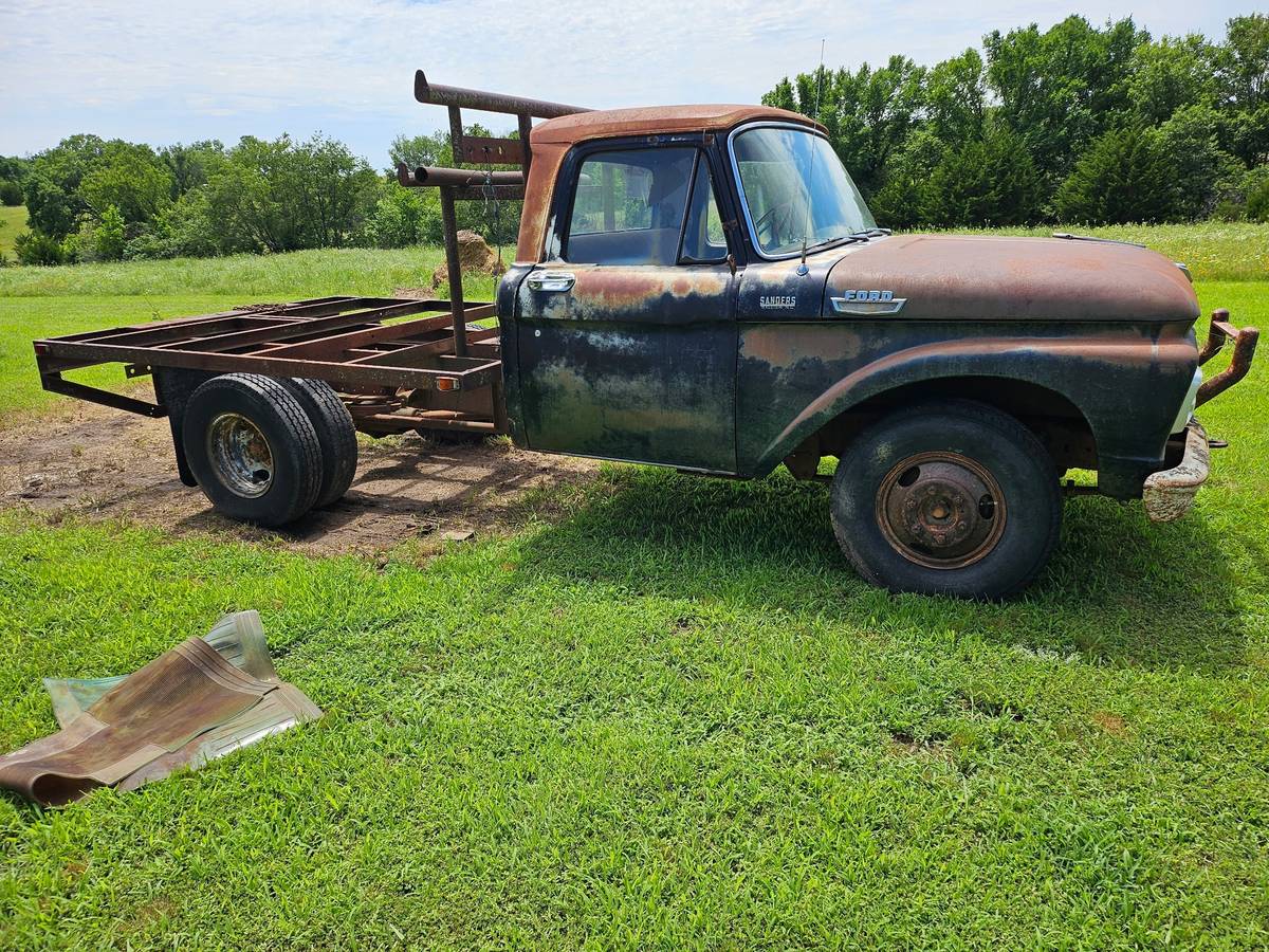 Ford-F350-1964-black