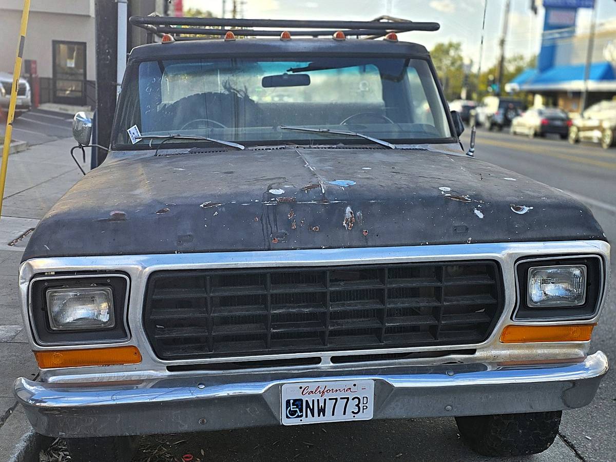 Ford-F350-1979-black