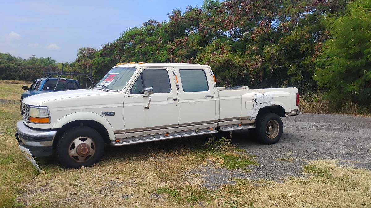 Ford-F350-crew-cab-1995-white