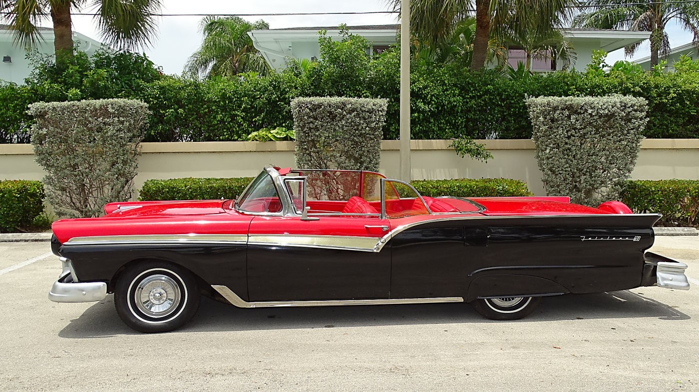 Ford FAIRLANE 500 1957