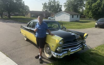 Ford Fairlane 1955