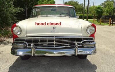 Ford Fairlane 1956