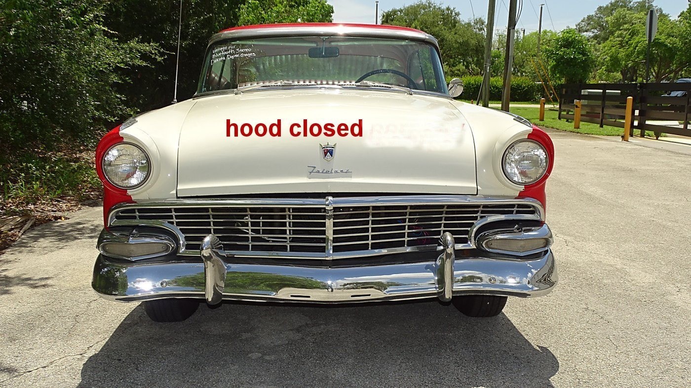 Ford-Fairlane-1956-2-DOOR-HARD-TOP-RED-AND-WHITE