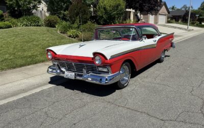 Ford Fairlane 1957