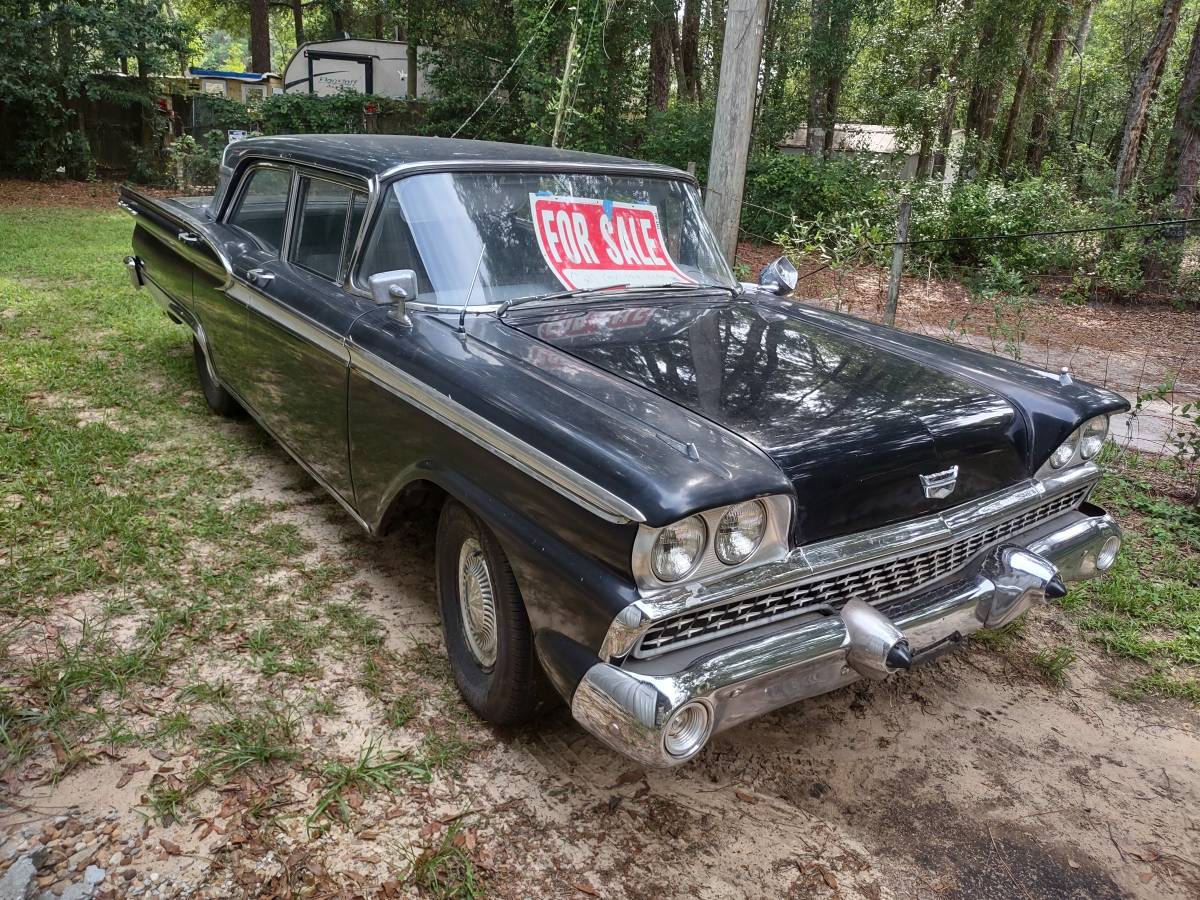 Ford-Fairlane-1959-black