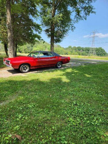 Ford-Fairlane-500-1968-Red-Black-Vinyl-Top-Black